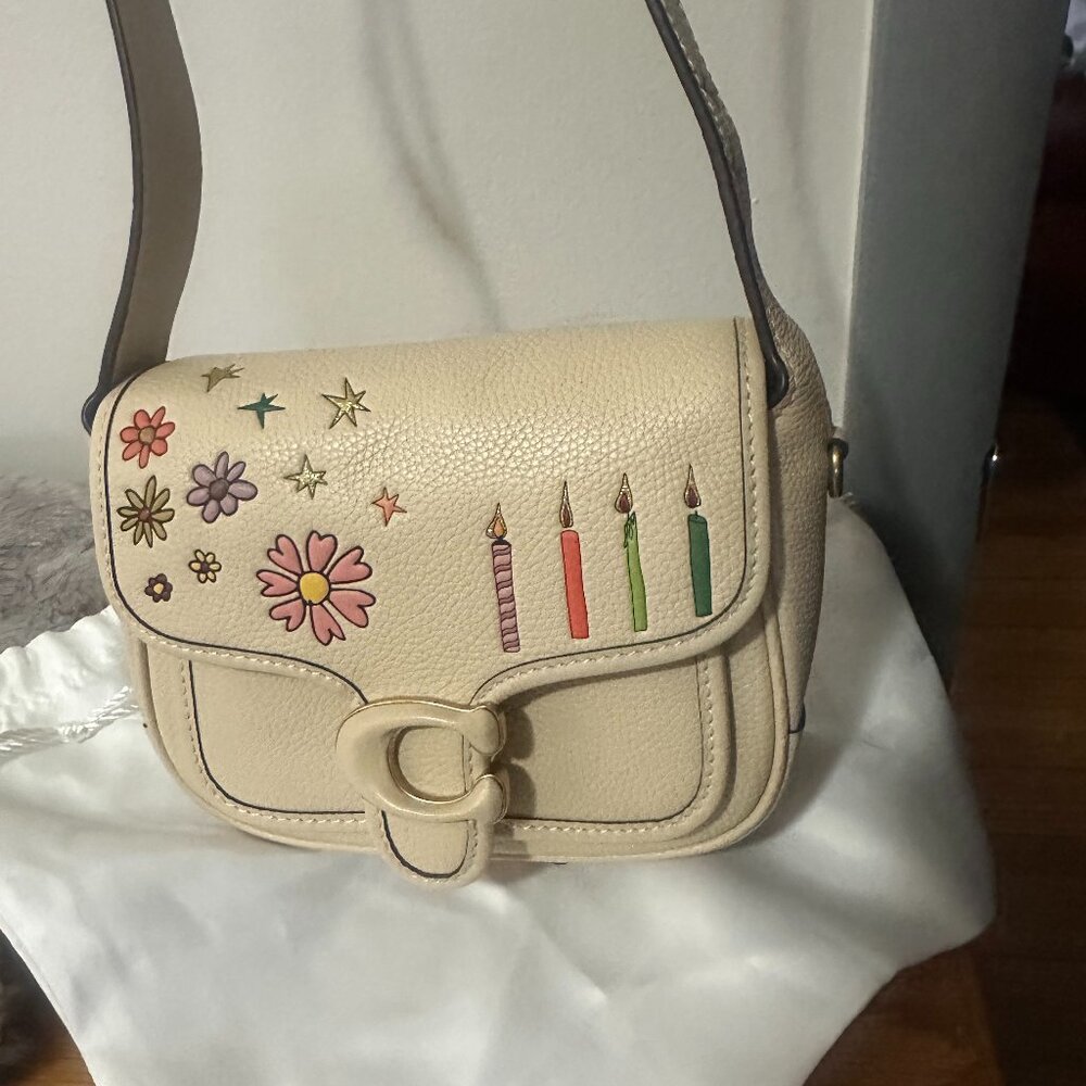 Coach X Observed By Us Tabby Messenger 19